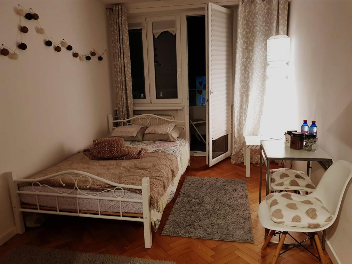 Apartament Plac Trzech Krzyzy Varsovia Exterior foto