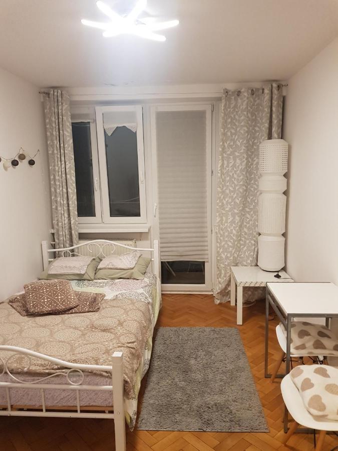 Apartament Plac Trzech Krzyzy Varsovia Exterior foto